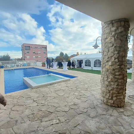 Πανσιόν Casa Bevanda 3*