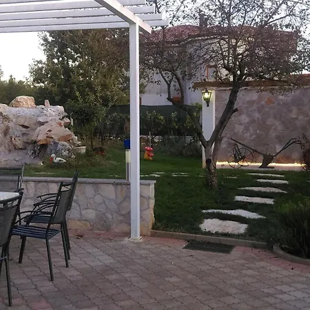 Casa Bevanda Πανσιόν 3*